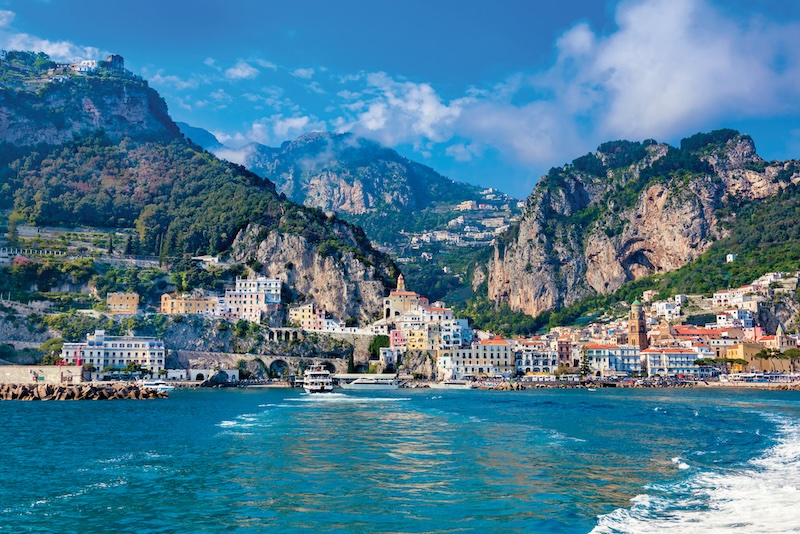 Amalfi Coast sebagai Destinasi Wisata Mewah