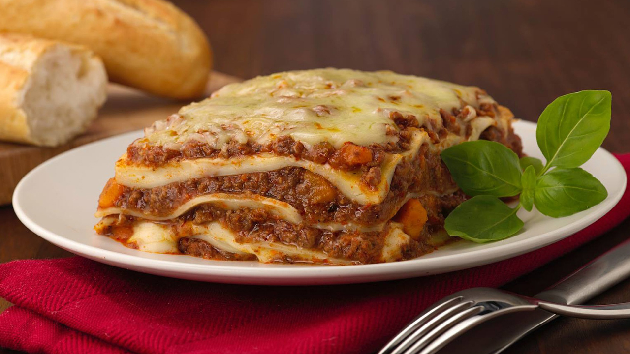 lasagna-daging-hidangan-klasik-italia-yang-lezat