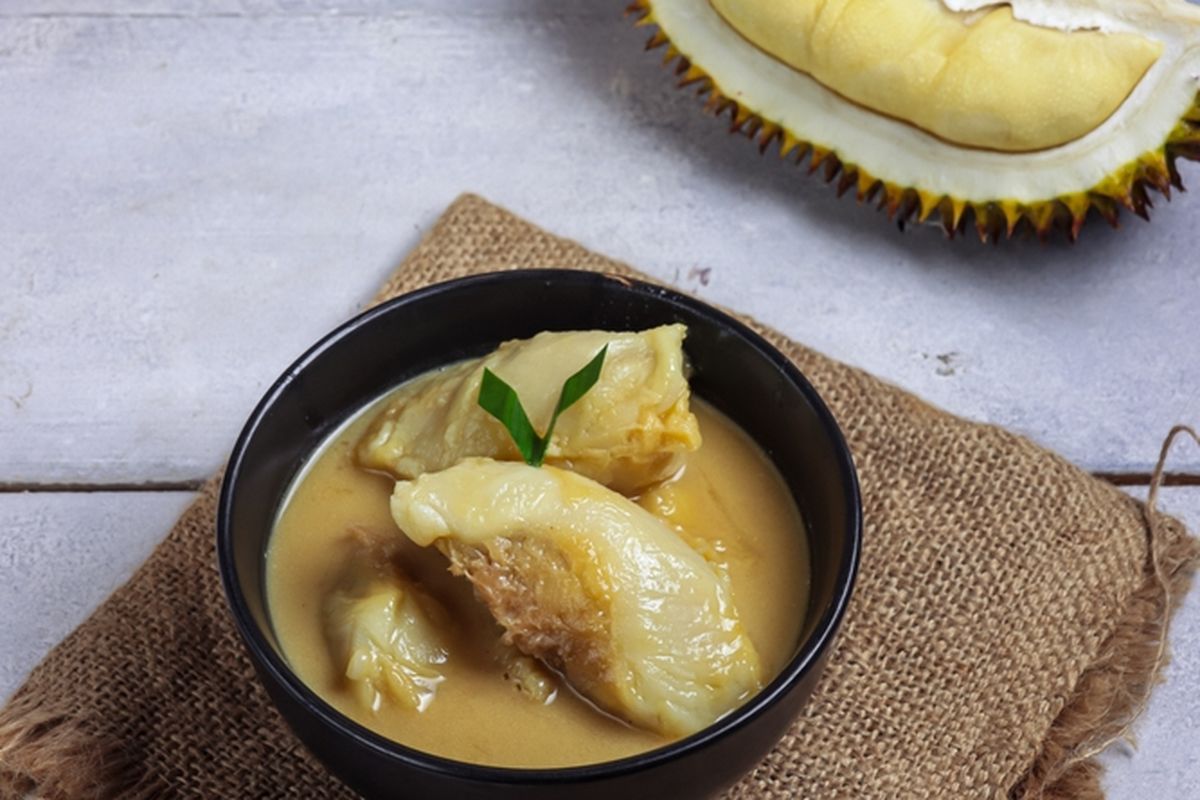 Kolak Durian Legit Khas Sumatra: Cita Rasa Tradisional yang Melegenda