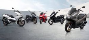 Honda PCX 160: Pesona Modern yang Mengalir Bersama Skutik Elegan untuk Gaya Hidup Dinamis