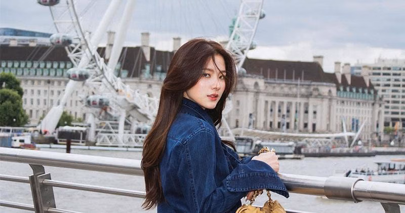 Baifern Pimchanok