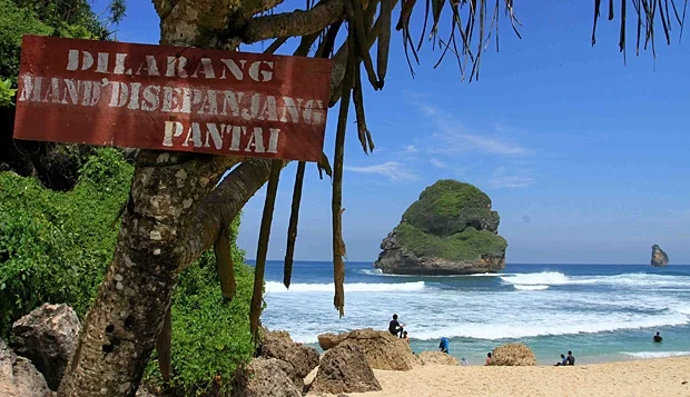 Pantai Goa Cina