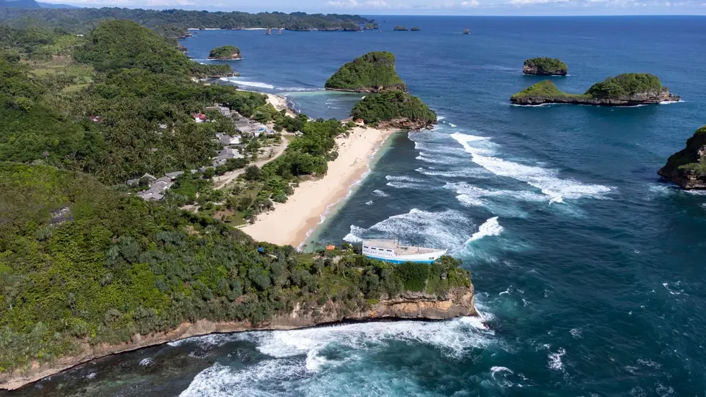 Pantai Goa Cina